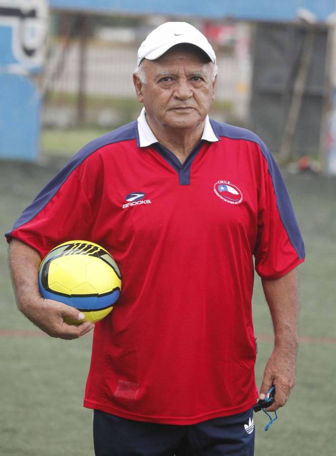 Néstor Matamala, entrenador de fútbol chileno nacionalizado hondureño.