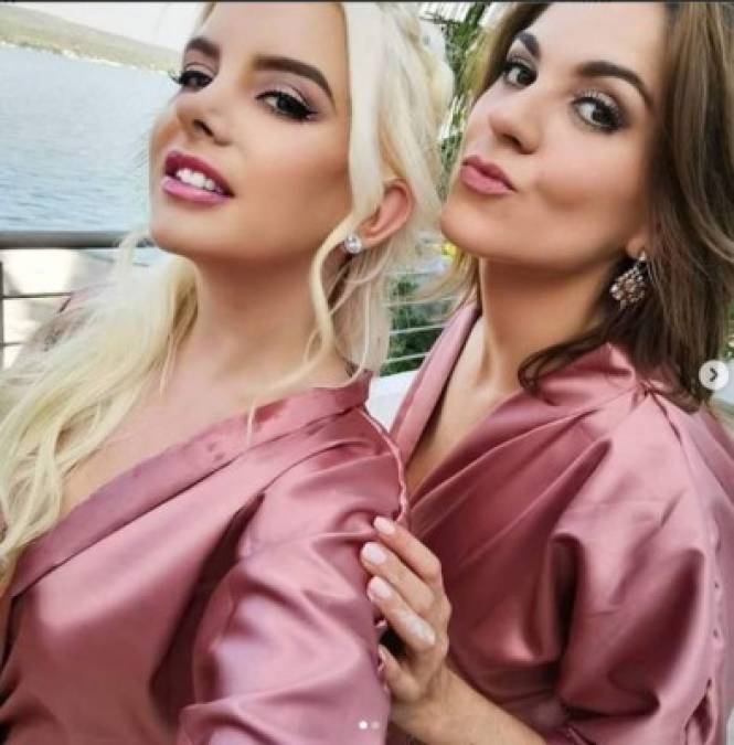 Las actrices Fernanda Malo y Zoraida Gómez fueron la única parte de la familia de RBD en atender a la boda de Dulce María, el resto del elenco principal de la telenovela juvenil no pudo asistir a la ceremonia debido a su agenda laboral.<br/>