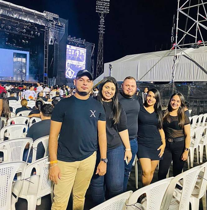 Llanto, emoción y música: así vivieron los hondureños el concierto de Ricardo Arjona en San Pedro Sula