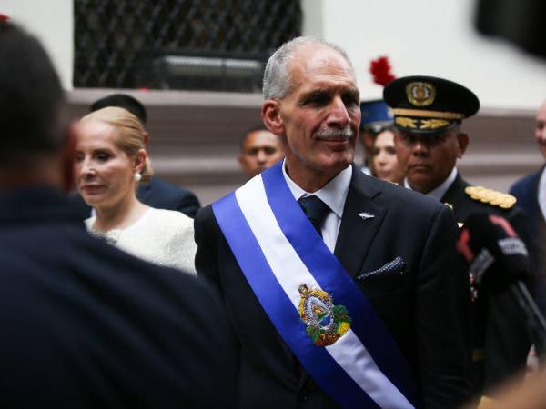 Asfura minutos después de asumir como presidente del país.