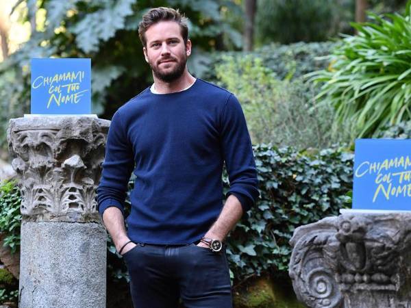 Fotografía de archivo en donde el actor estadounidense Armie Hammer posa como promoción a la película ‘Call Me By Your Name’ en Roma, Italia.