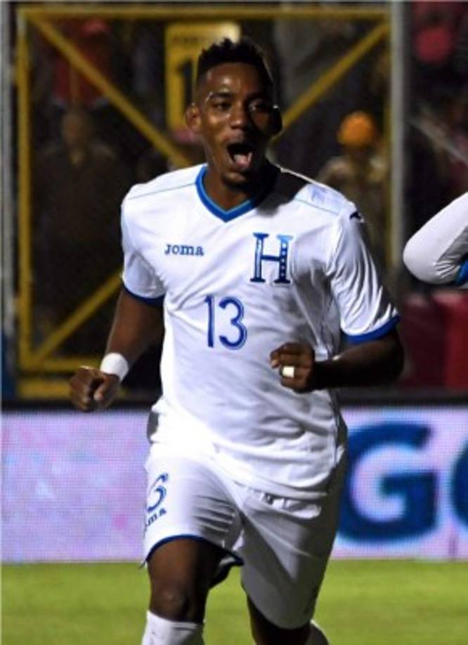 15. Bryan Róchez - El delantero hondureño de 23 años, que milita en el Nacional de Portugal, aparece con un valor de mercado de 175 mil euros.