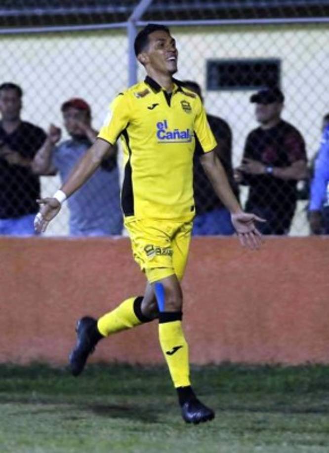 El defensa Allans Vargas fue renovado por el Real España hasta 2022. El zaguero central continuará tres años más con la institución aurinegra.