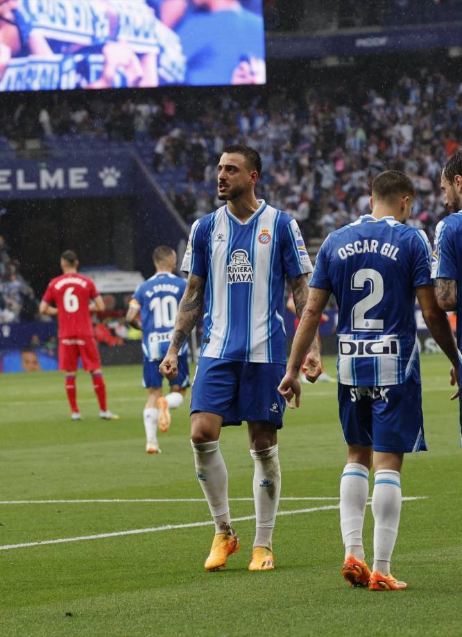 El conjunto blanco habría amarrado a un ‘9’, quien tendrá un contrato por un año, el club blanco pagará 500.000 euros a los catalanes y la cláusula de compra NO obligatoria.