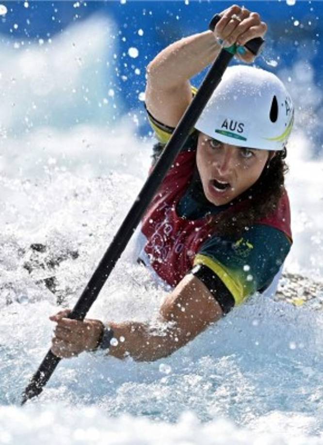 Fox ganó su primer oro gracias a una final perfecta (105,4 puntos, cero penalizaciones), quedando delante de la británica Mallory Franklin (108,68, 2 segundos de penalización) y de la alemana Andrea Herzog (111,13, 2 segundos de penalización).