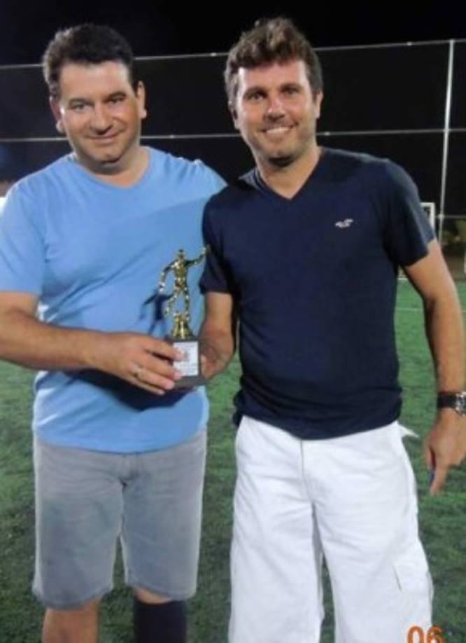 Carlinho: Es el encargado de la Secretaría de Deportes de Sud Mennucci, también tiene una empresa construcción.