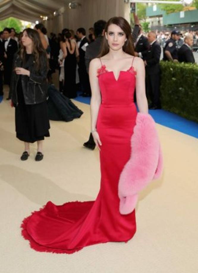 La actriz Emma Roberts es otra 'lady en red'.<br/>