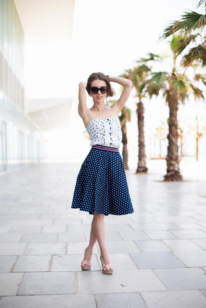 Tendencia en faldas: volumen, lunares y estilos claves