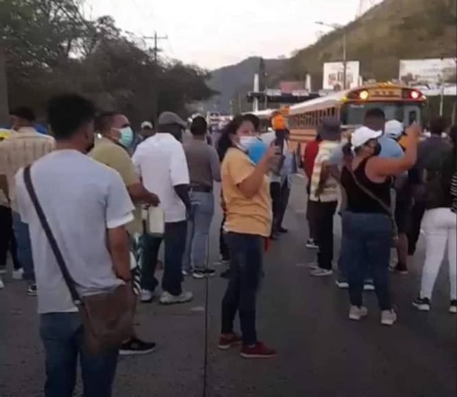 Pobladores exigieron el dragado del río Chamelecón. 