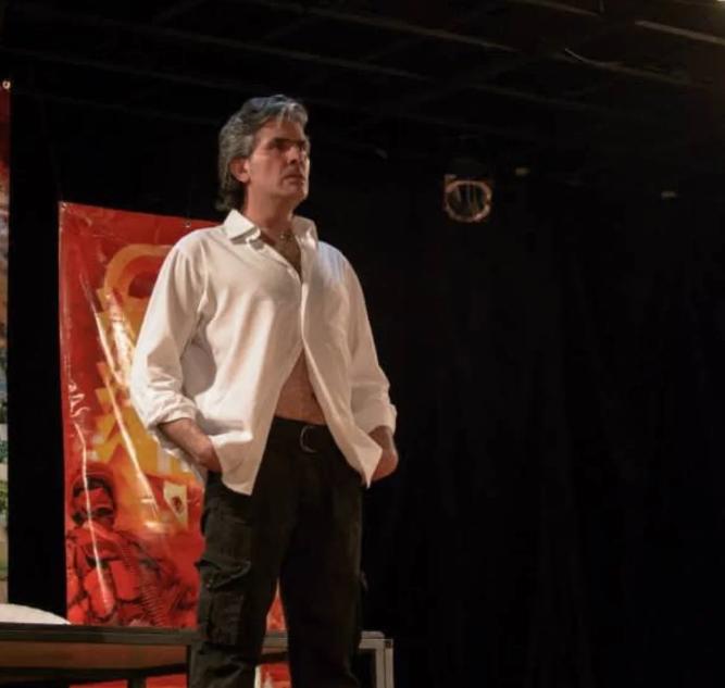 Carlos Amador: del éxito en las telenovelas a vendedor de zapatos
