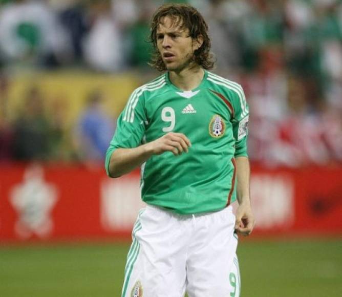 Antonio de Nigris: En noviembre del 2009, Ramsey hizo una anotación para la selección de Gales y a las pocas horas, el futbolista mexicano falleció de un ataque cardiaco.<br/><br/>