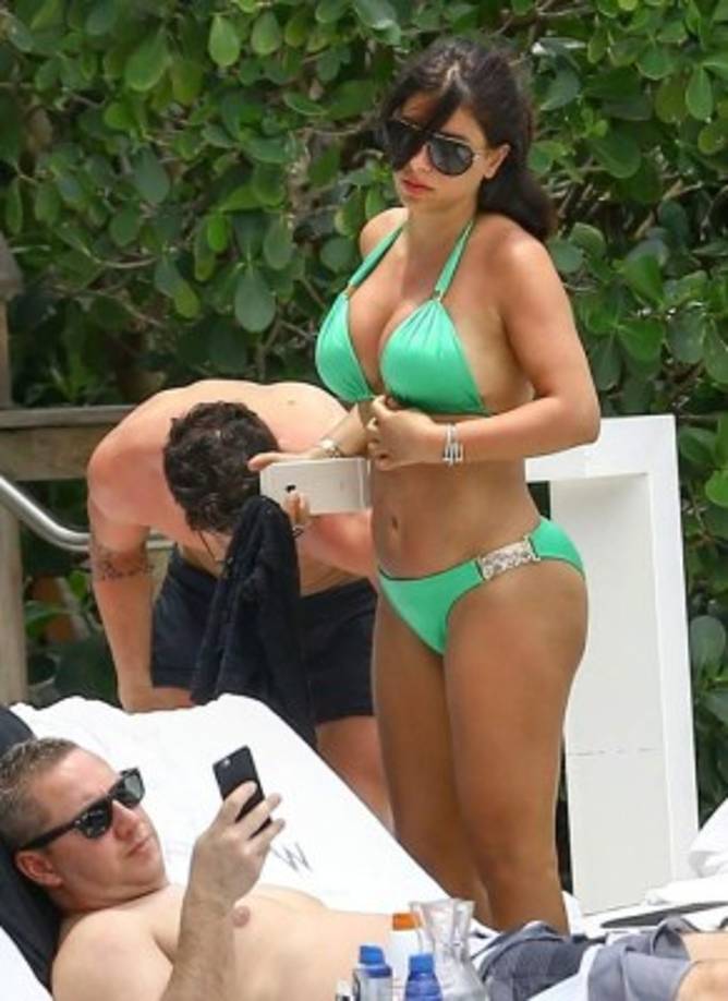 Fábregas y Daniella comenzaron a salir a principios de 2013.