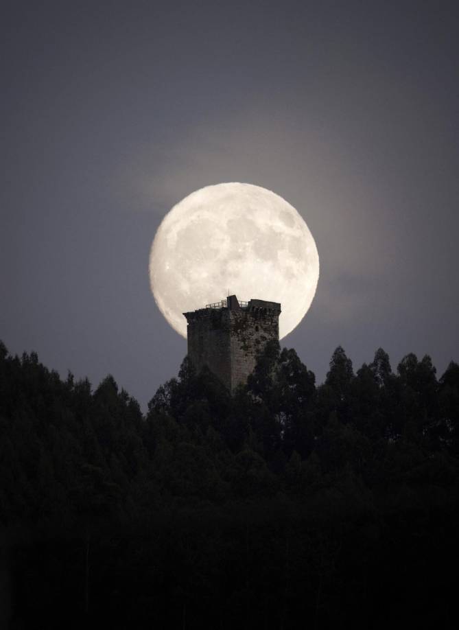 La Luna Llena en perigeo no es premonitoria de catástrofes naturales como aseguraron los astrólogos hace una décadas.