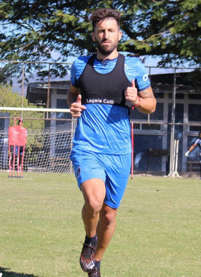 Franco Olego: Experimentado delantero argentino que fue fichado por el Motagua para este 2022. Cuenta con 34 años de edad.