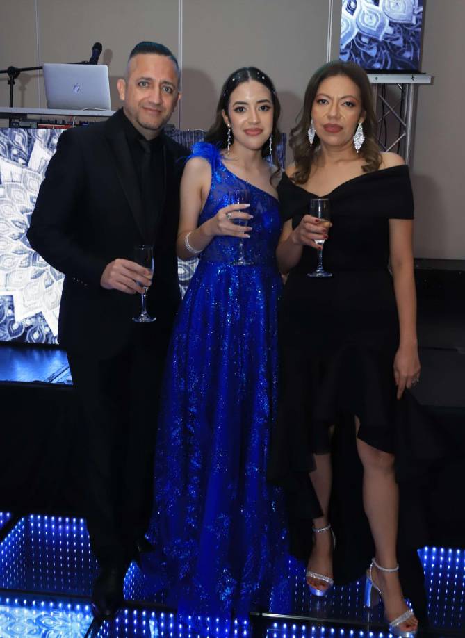 Claudio Leveron, Marcela Leveron y Liliana Murillo