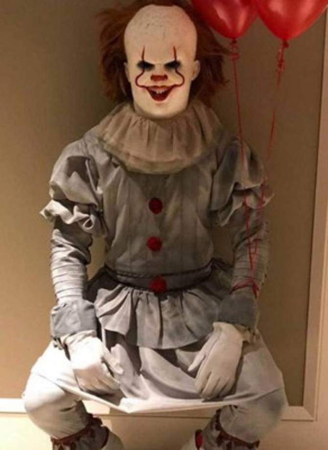 Lebron James es de lo que más se ha lucido en los festejos con este peculiar disfraz.