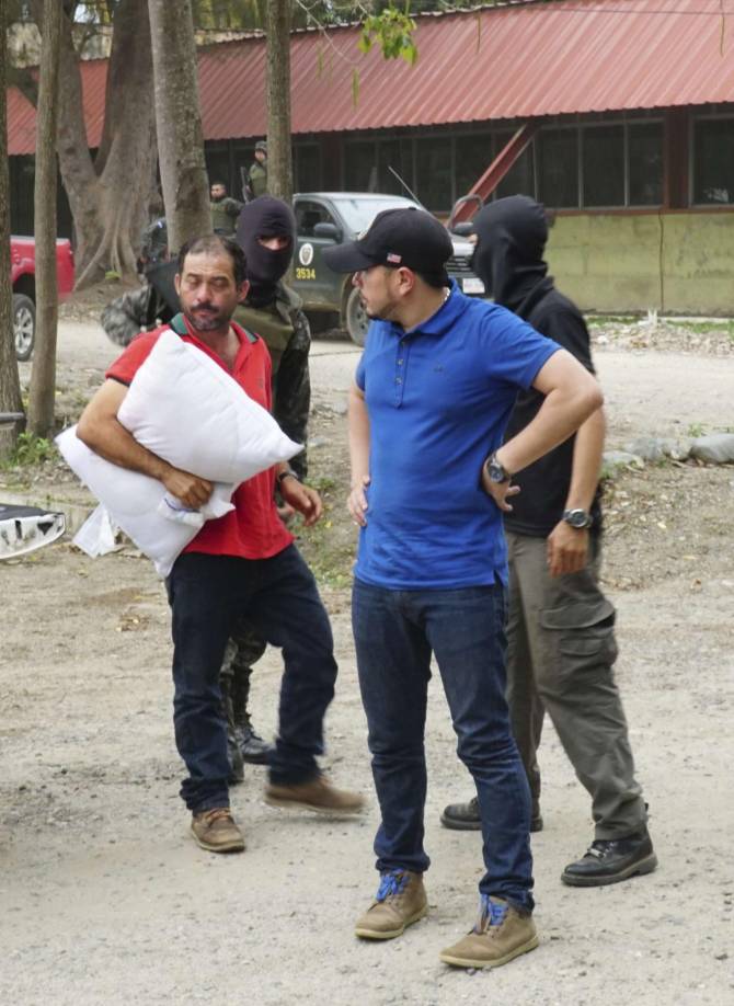 El narcotraficante hondureño Magdaleno Meza o Nery Orlando Sanabria y su guardaespaldas el día fue fueron capturados.