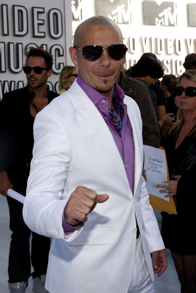 ¿Quieres romper un récord Guinness? Pitbull busca reunir a miles de calvos