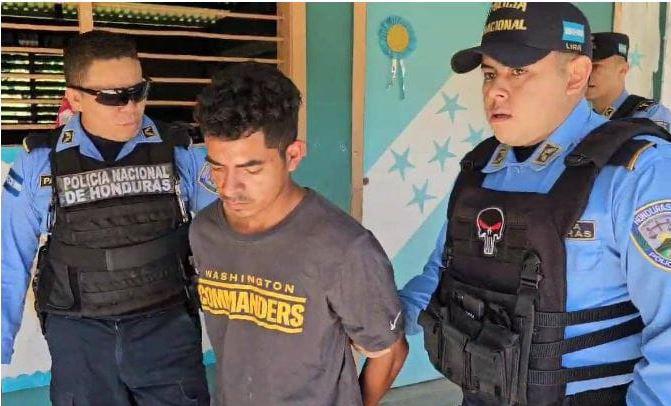 Dejan en prisión a hombre acusado de matar a su padre en Omoa