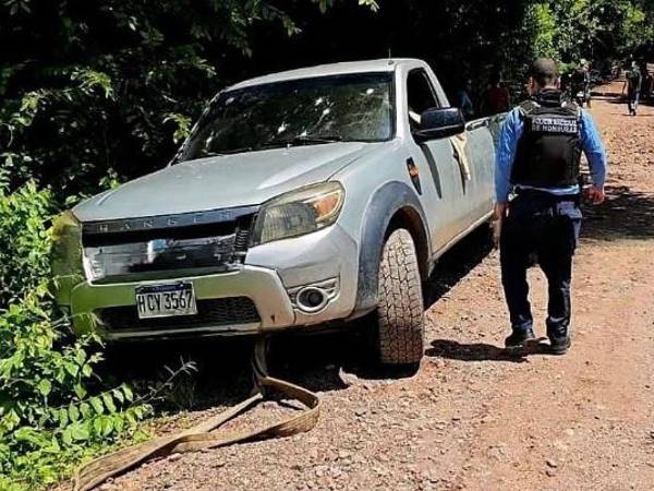 Escena donde fueron asesinados dos hombres en Naranjitos, Santa Bárbara.