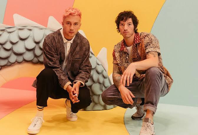 La banda Twenty One Pilots pone acento latino a su nueva gira