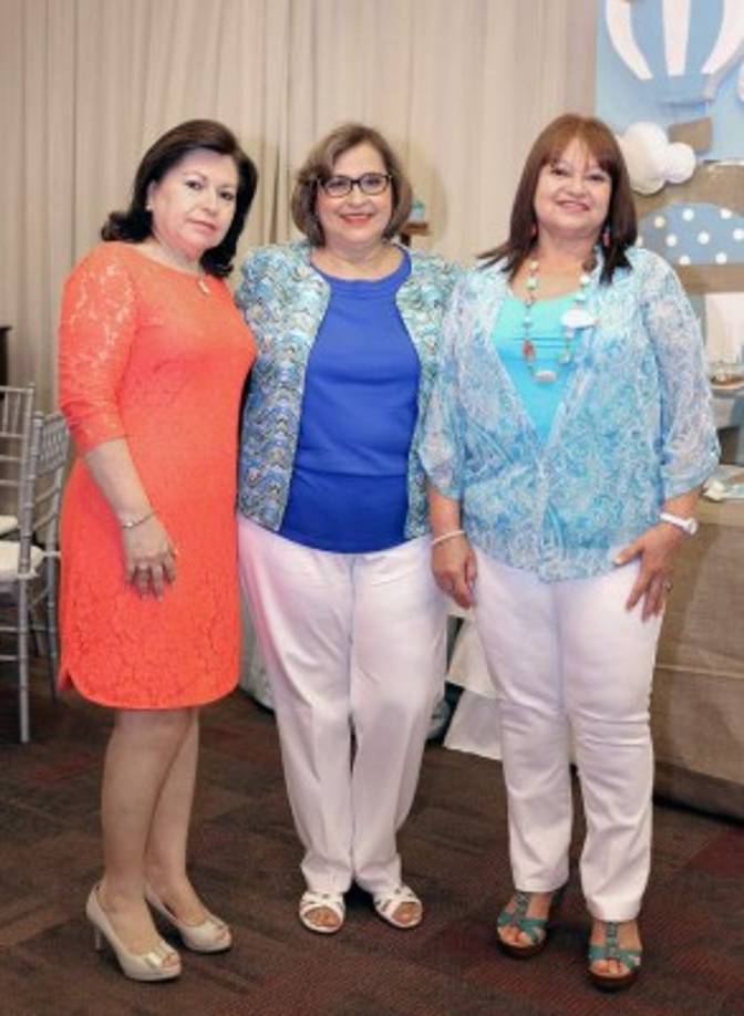 Lucinda García, Amanda Gaído y Mary Gallardo.