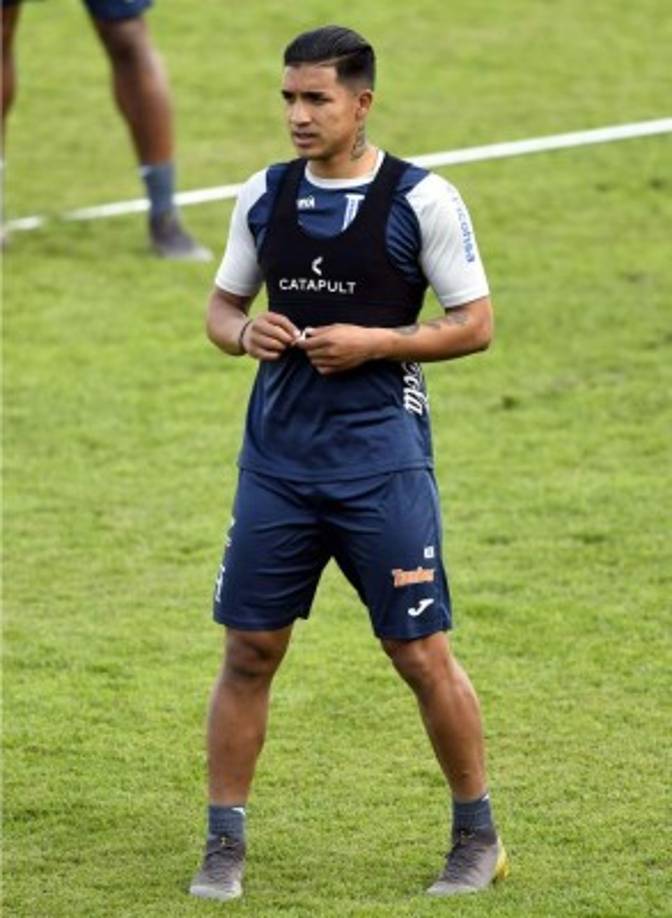 Michael Chirinos es un jugador desequilibrante y Fabián Coito lo sabe. Ante la baja de Romell Quioto, el de los Lobos BUAP de México jugará lanzado por la izquierda.