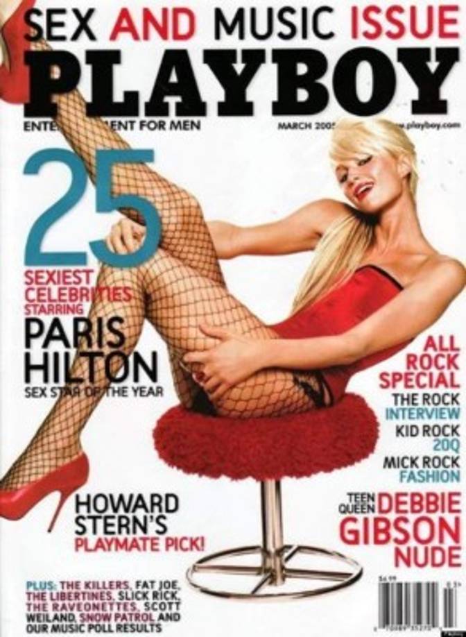 Paris Hilton llegó a la portada de Playboy en 2005. En un montaje de fotos junto a Hefner, Hilton lo calificó como una 'Leyenda, innovador & único'.