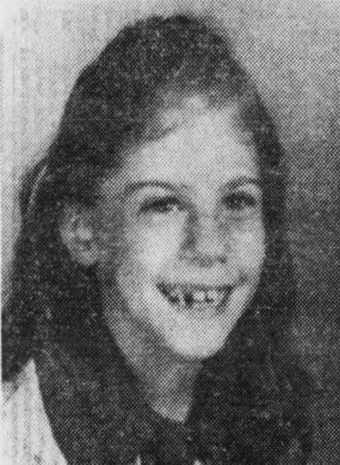 A pesar de que la investigación pudo determinar que la niña había sido vista hablando con el conductor de una camioneta verde o un coche bicolor, Zandstra negó haberla vista el día de su desaparición e incluso participó en la búsqueda de la menor.