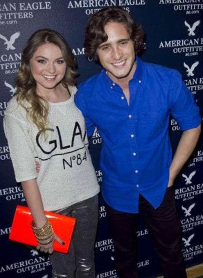 La joven pareja aún no ha oficializado su compromiso, pero todo apunta a que Angélica Rivera y Enrique Peña nieto tienen un nuevo yerno.