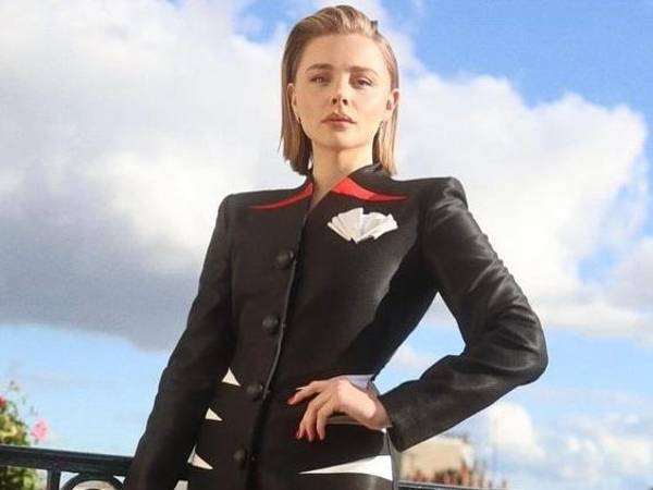 Chloë Grace Moretz es una actriz y modelo estadounidense de 27 años de edad.