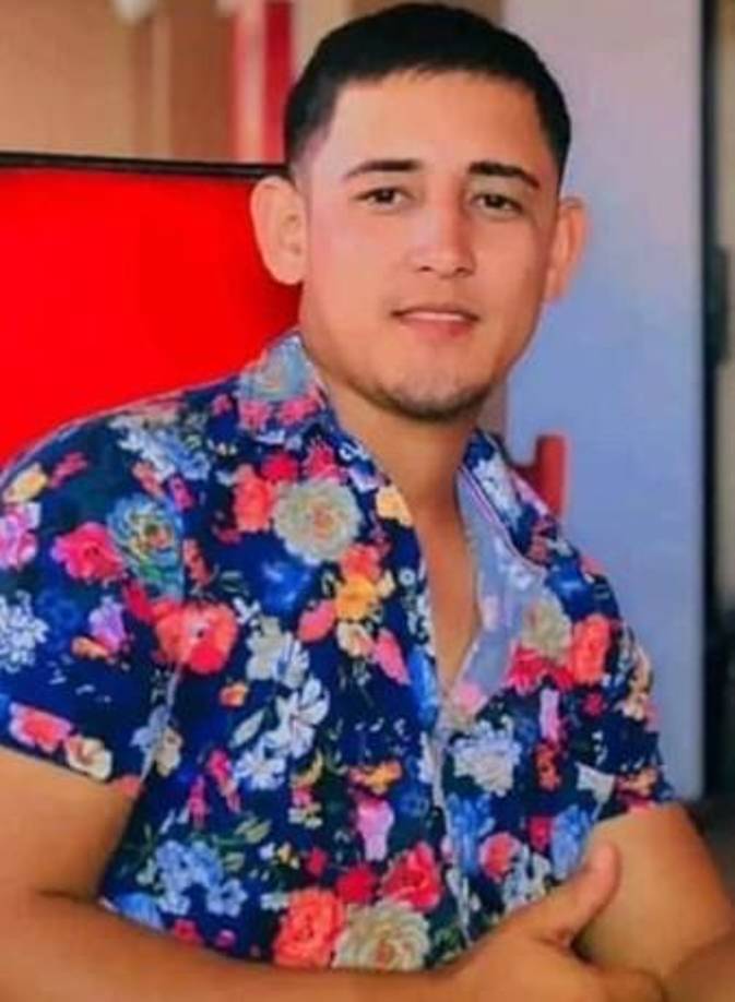 Uno de los jóvenes asesinados laboraba en una gasolinera de Trujillo, pero decidió emprender el sueño americano, sin pensar que en el camino, todavía dentro de Honduras, encontraría la muerte. 