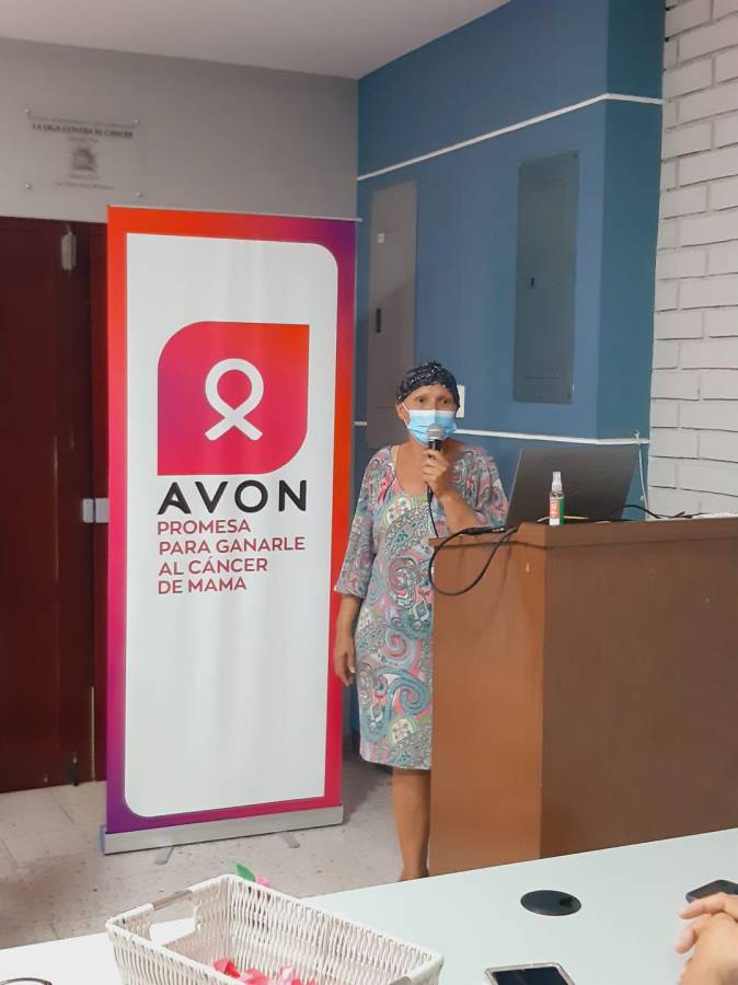 Avon y Liga Contra el Cáncer juntos contra el cáncer de mama