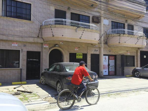 Aunque la moneda local es el lempira, muchos alquileres se facturan en dólares.