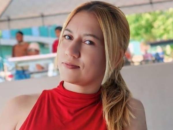 Foto en vida de Marlenis Flores.