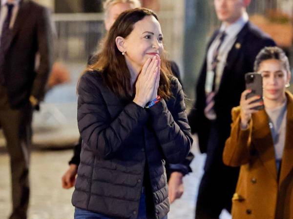 María Corina Machado llegó el jueves por la madrugada a Oslo tras salir de Venezuela en un bote hacia Curazao.