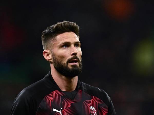 Olivier Giroud fichó por el AC Milan en 2021, después de haber pasado por Montpellier (2010-12), Arsenal (2012-18) y Chelsea (2018-21).