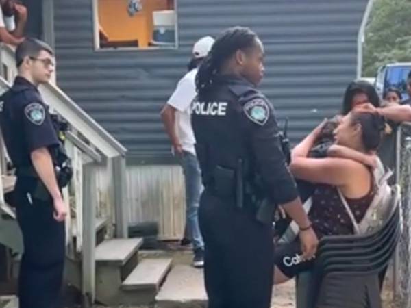 La Policía llegó a la casa a arrestar a Javier Hernández Orellana.