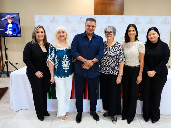 Helga Bärh, Jacqueline Babún, Jorge Duarte, Linda Coello, Lille Rietti de Abufele y Verenice Romero