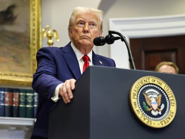 El presidente de Estados Unidos, Donald Trump, ordenó congelar todas las ayudas federales.