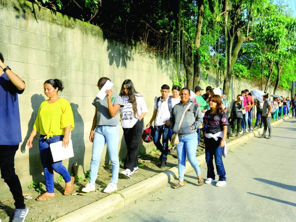 Inseguridad jurídica, corrupción y conflictividad social han afectado la generación de empleo.