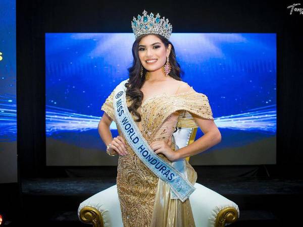 La señorita Izza Sevilla, representante de La Ceiba, fue coronada como la nueva Miss Honduras Mundo 2024. El evento fue realizado el pasado sábado en el salón Palestina del Hotel Quinta Real en La Ceiba.