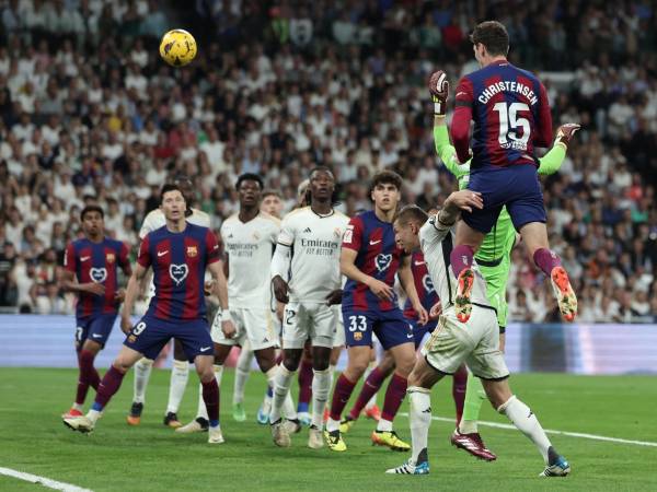 Christensen anotó de cabeza el 1-0 del Barcelona ante el Real Madrid.