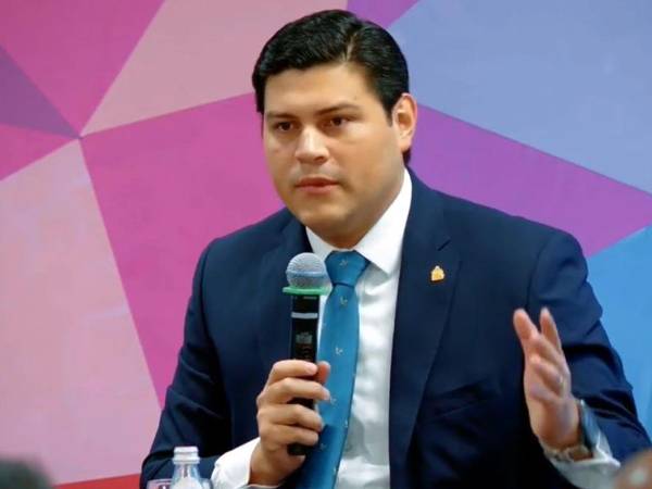 El ministro de la Secretaría de Finanzas (Sefin), Marlon Ochoa.