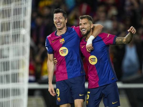 Lewandowski fue el anotador de un doblete en la goleada del Barcelona al Young Boys.