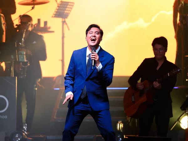 Al frente de esta experiencia estará nuevamente el cantante hondureño Daniel Ochoa, quien actualmente se encuentra recuperándose de una reciente intervención quirúrgica en su columna.