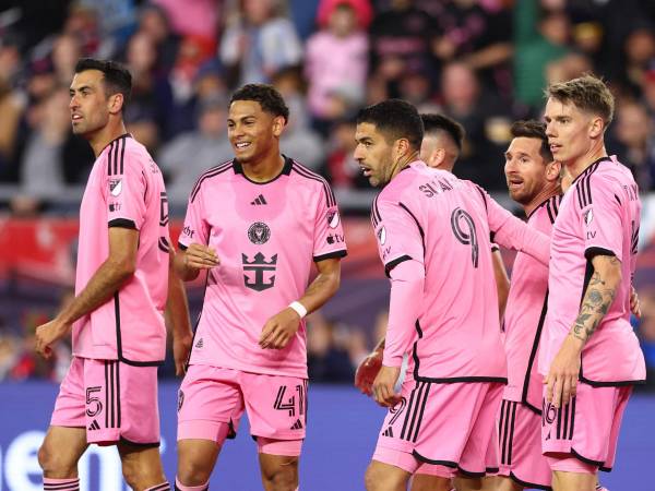 El Inter Miami remontó, con Messi al mando, al New England.