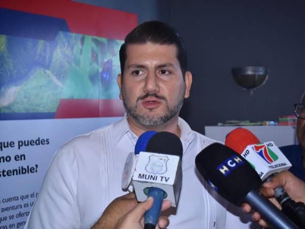 “No es justo que se dañe la imagen de la ciudad con informe que no corresponde a La Ceiba y se bote el trabajo que estamos haciendo por mejorar el botadero municipal”, aseguró el alcalde ceibeño Bader Dip.