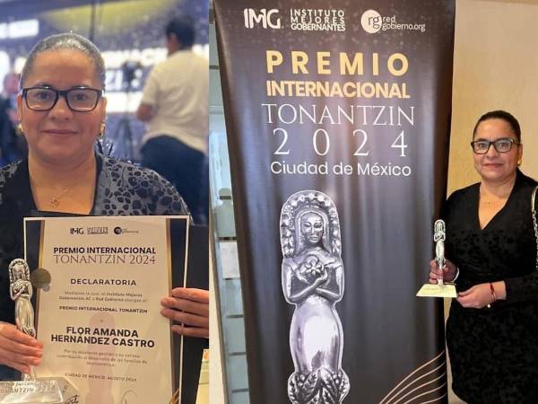 Flor Amanda Hernández Castro muestra el reconocimiento.