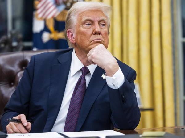 Trump firmó una orden ejecutiva en el primer día de su mandato para negar la ciudadanía estadounidense a hijos de inmigrantes indocumentados.